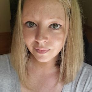 Meet your Posher, Valarie